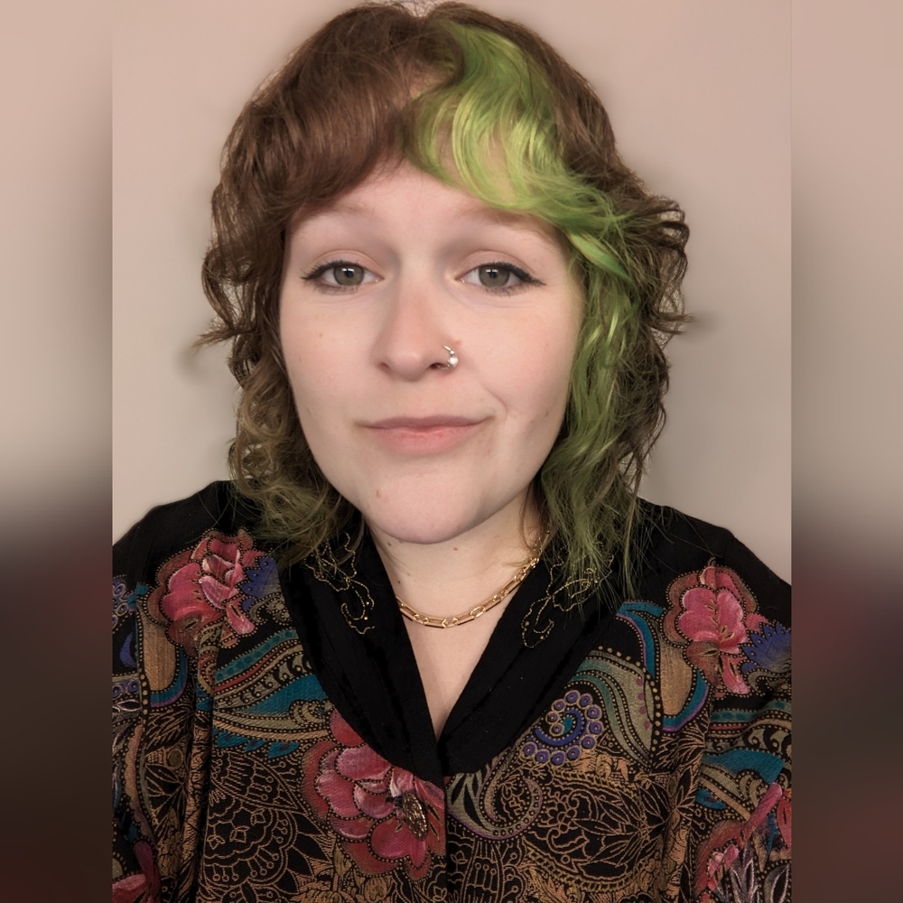 Meet your Posher, Cassondra